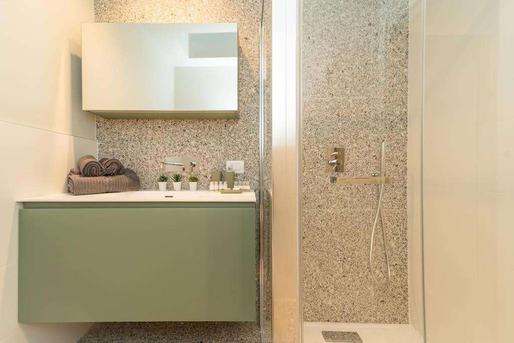 Elegante Loft A 200 A Metri Dal Duomo Lägenhet Como Exteriör bild
