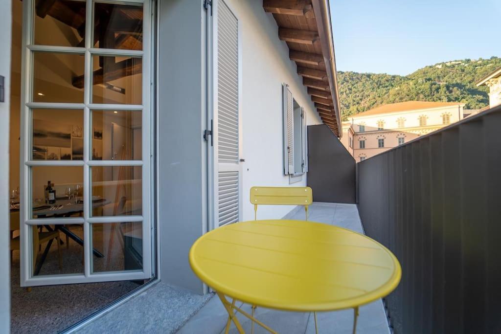 Elegante Loft A 200 A Metri Dal Duomo Lägenhet Como Exteriör bild